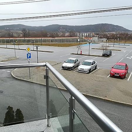الشقق الفندقية خيساريافي  Astoria المظهر الخارجي الصورة